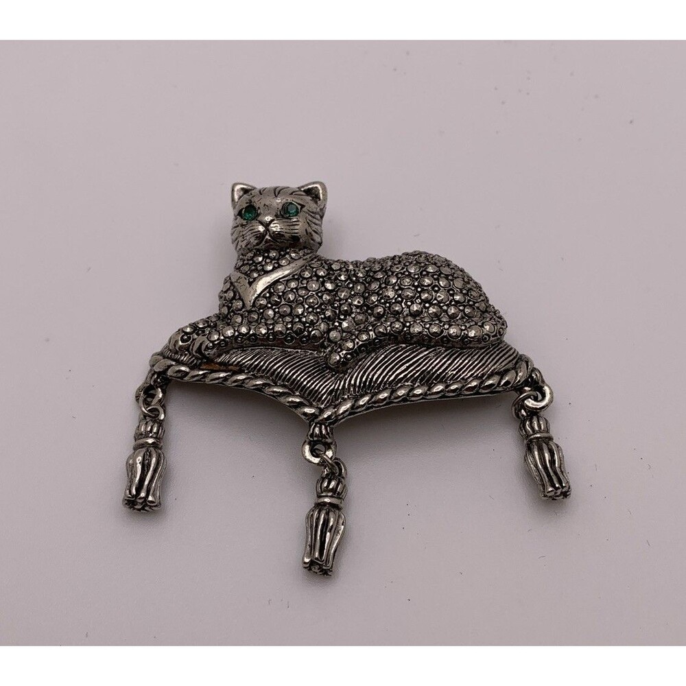 Avon Silver Tone Faux Marcasite 1992 Regal Cat Green Rhinestone Eyes Brooch Pin
